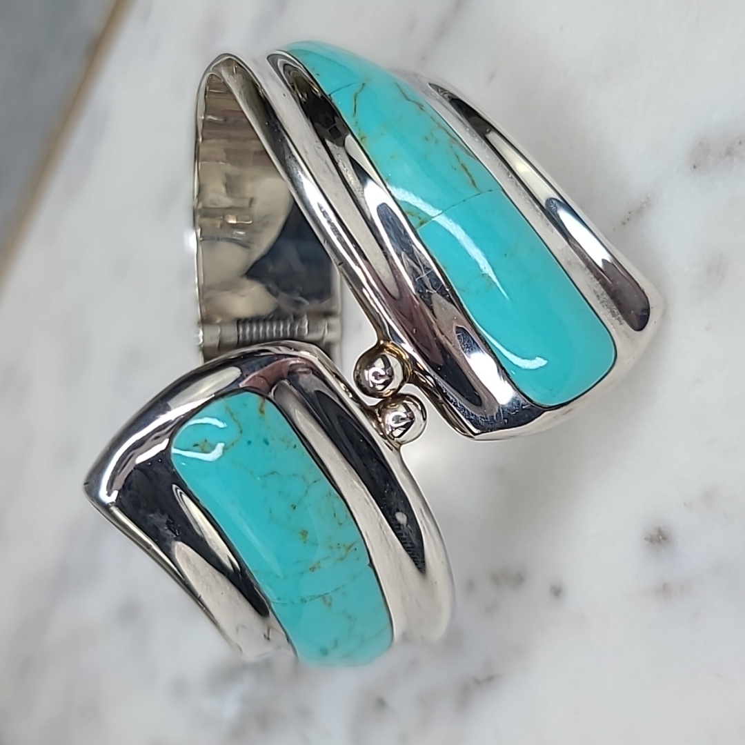 Seed & Sage Mexico Sterling Silver Turquoise Hinge Bypass Bracelet/Bangle